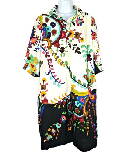 Robe mi-longue doublée.