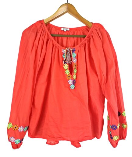 Blouse en coton. Défaut : micro trace à l'arrière