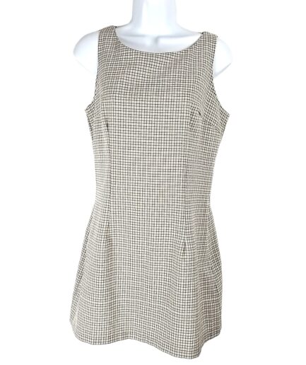 Robe courte.