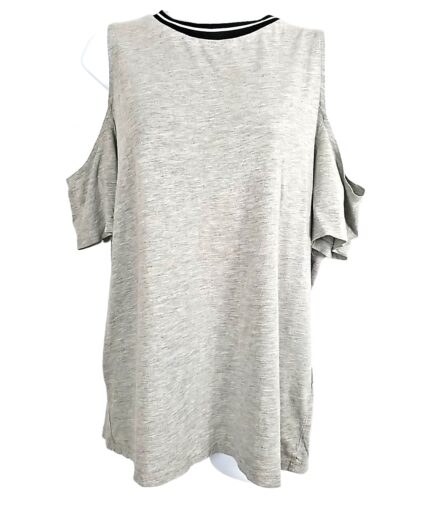 T-shirt.