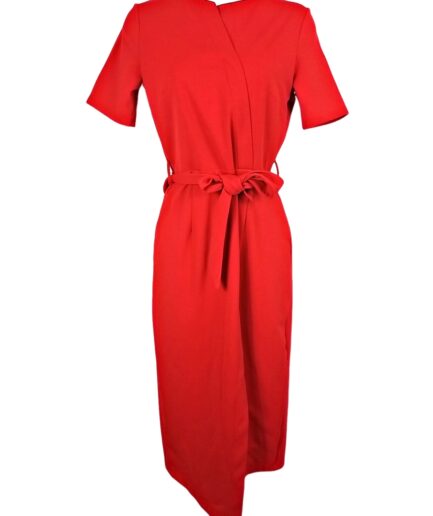Robe mi-longue.