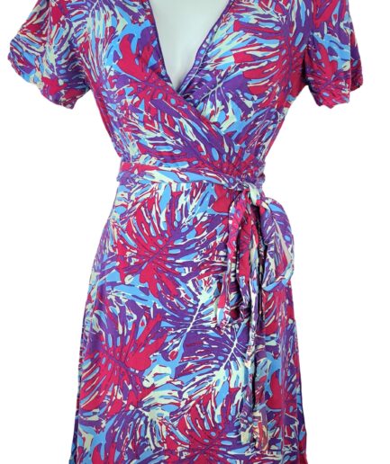 Robe mi-longue.